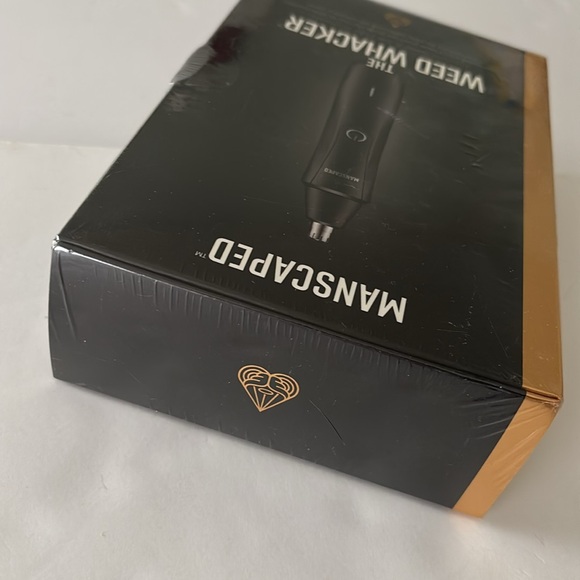 Manscaped The Weed Whacker Electric Nose & Ear Trimmer - Picture 5 of 13